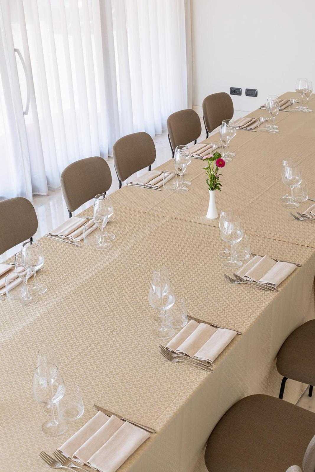 Giussano Hotel Habitat מראה חיצוני תמונה