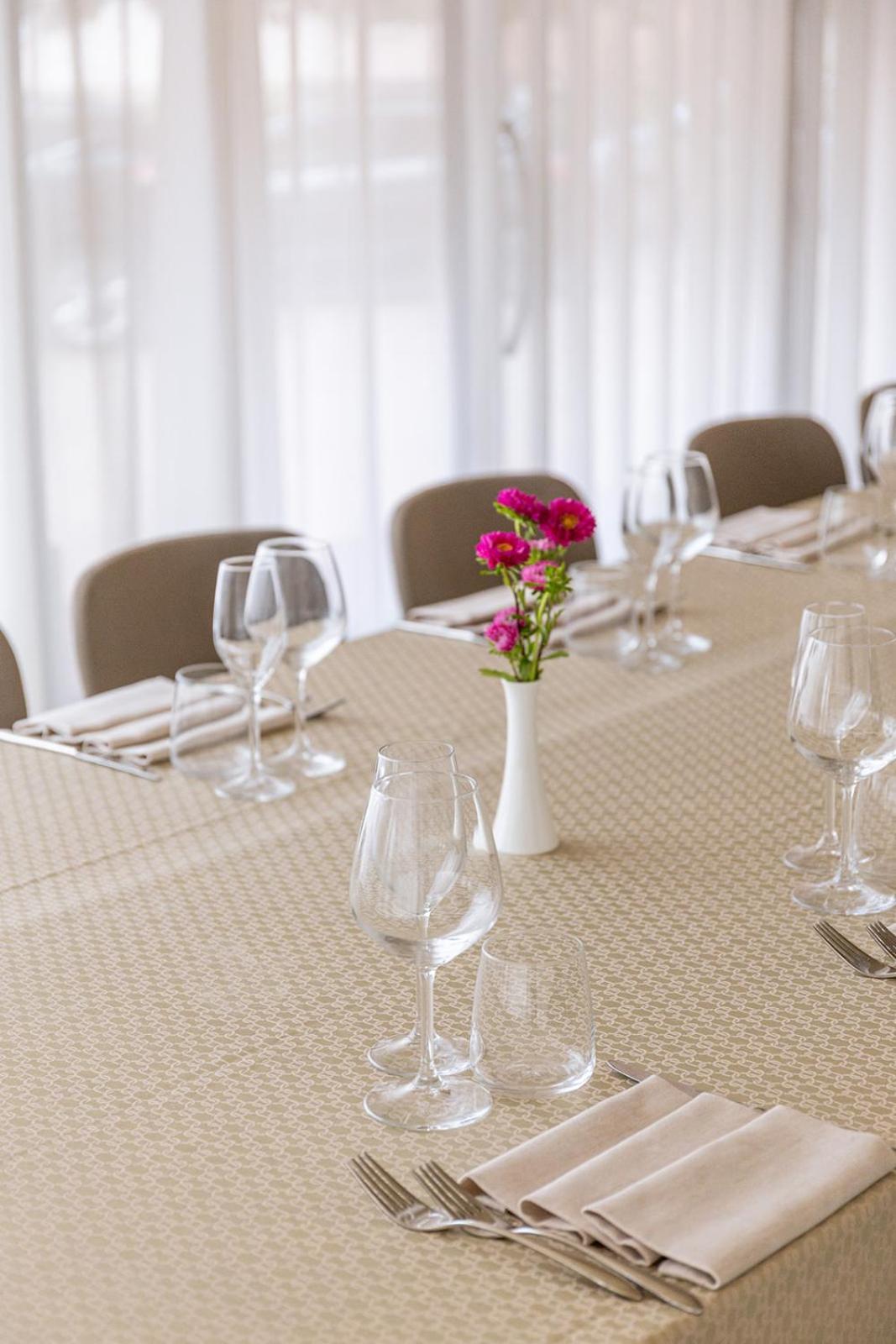 Giussano Hotel Habitat מראה חיצוני תמונה