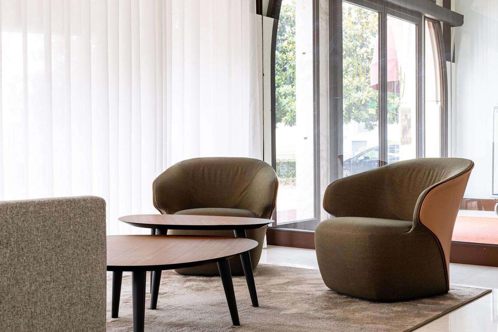 Giussano Hotel Habitat מראה חיצוני תמונה